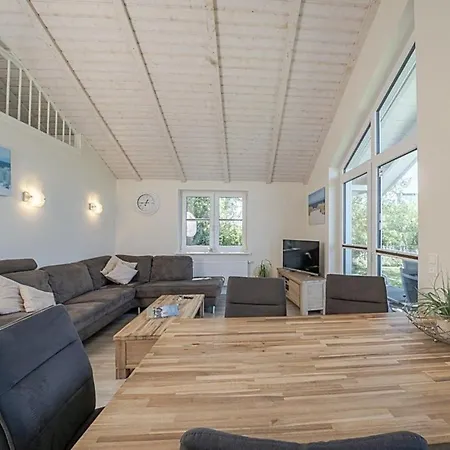 Matilda 32 - Holz-ferienhaus Mit Sauna, Kamin Und Garten * Dagebüll