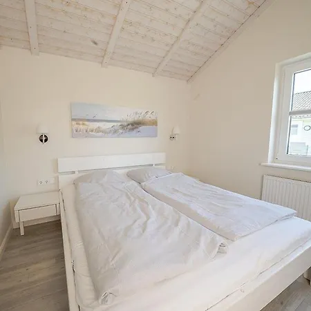 Prázdninový dům Matilda 32 - Holz-ferienhaus Mit Sauna, Kamin Und Garten Dagebüll