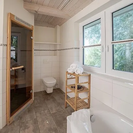 Prázdninový dům Matilda 32 - Holz-ferienhaus Mit Sauna, Kamin Und Garten *